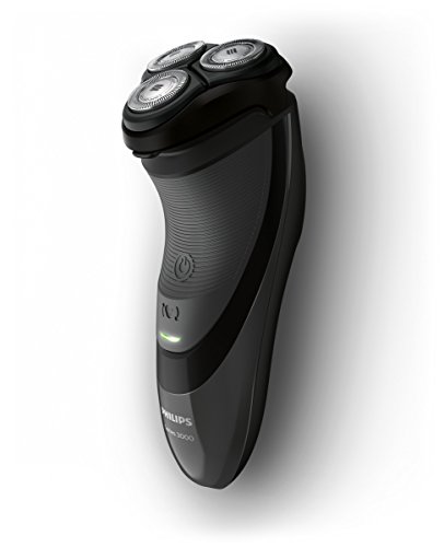 Philips S3110/06 - Afeitadora eléctrica en seco, con cuchillas ComfortCut, cabezales de 4 direcciones, negro cromado metálico