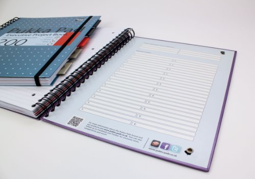 Pukka Pad Metallic - Cuaderno ejecutivo de espiral doble (3 unidades, A4, 200 hojas microperforadas, 80 g/m², con margen, 5 separadores, cierre elástico), diseño metalizado