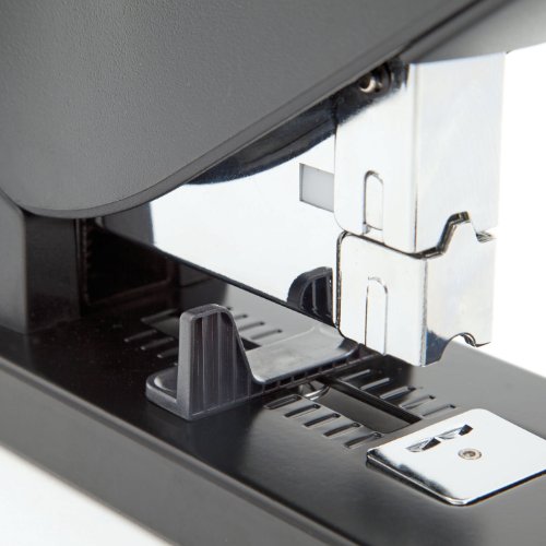 Rapesco AV-55 - Grapadora de gruesos, 210 hojas de capacidad, usa grapas 923/8-23 mm, color negro