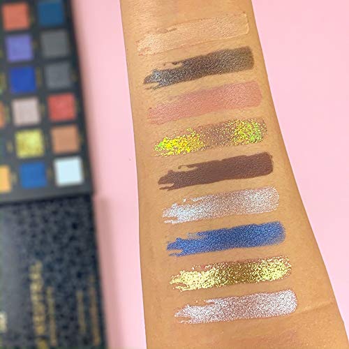 REVOLUTION PRO NEW NEUTRAL SMOKED PALETTE