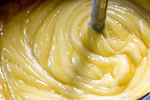 ÚNICO y AUTENTICO JABON DE CASTILLA - ECOLOGICO, a base únicamente de Aceite de Oliva, quita puntos negros, gel limpiador facial y cuerpo, pelo, cocina, ropa. liquido limpiador transparente (2000 ml)