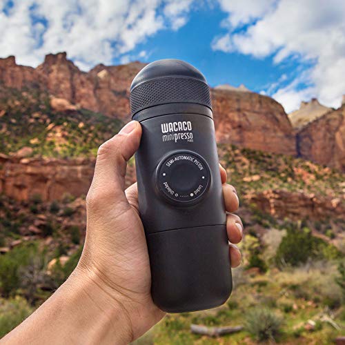 WACACO Minipresso NS, Cafetera Espresso Portatil, Compatible con Cápsula NS (Nespresso Cápsulas Originales y Compatibles), Operación Manual, Mini Cafetera de Viaje, Máquina Café Portátil para Camping