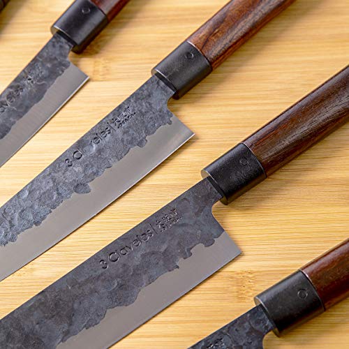 3 Claveles Juego de 5 Cuchillos Profesionales Estilo Japonés Gama Osaka, Hojas Unicas Forjadas a Mano