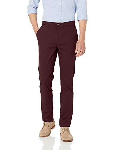 Amazon Essentials - Pantalones ajustados, elastizados e informales de color caqui para hombre, Burgundy, 32W x 33L