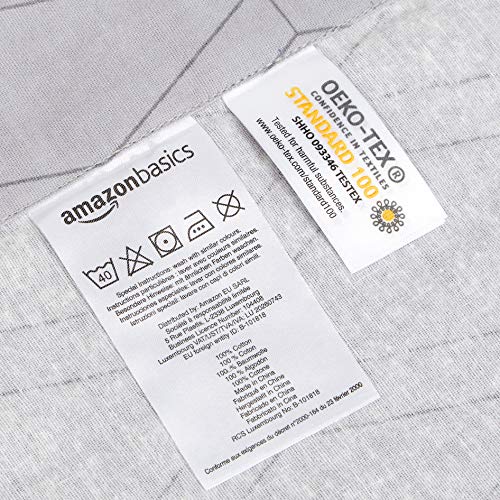 AmazonBasics - Juego de cama de franela con funda nórdica - 230 x 220 cm/50 x 80 cm x 2, Gris geo
