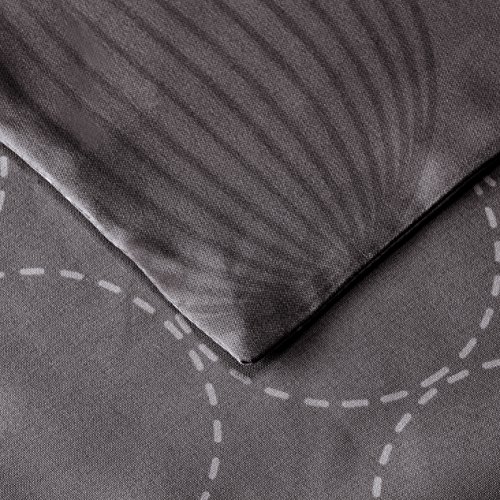 AmazonBasics - Juego de funda nórdica de microfibra ligera de microfibra, 230 x 220 cm, Gris industrial (Industrial Grey)