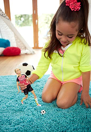Barbie Quiero Ser futbolista, muñeca rubia con accesorios (Mattel DVF69)