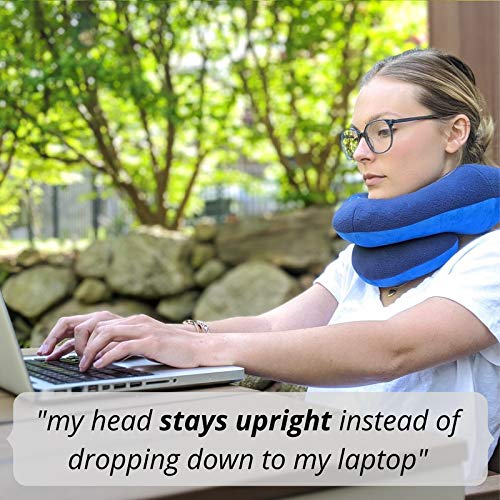 BCOZZY Almohada de Viaje con Soporte para el Mentón – Evita Que la Cabeza Caiga hacia Adelante – Soporta Cómodamente la Cabeza, el Cuello y el Mentóna. Tamaño para Adultos, Púrpura