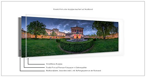 Berlin Centro. National Antigua Galería en el Museo Cuartos al Berliner Dom en noche luz., Vidrio acrílico sobre aluminio dibond, 300 x 100 cm