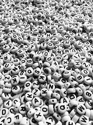 Boston Kendall Abalorios para Hacer Collares y Bolitas para Pulseras, Mini Cuentas para Collares y Bolitas para Collares de 3mm con 24 Colores Kit Bisutería para Regalo DIY 5000 Piezas