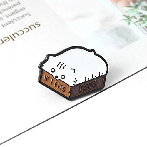 Broche de esmalte con diseño de gato con texto en inglés «If I Fit I Sits», color blanco