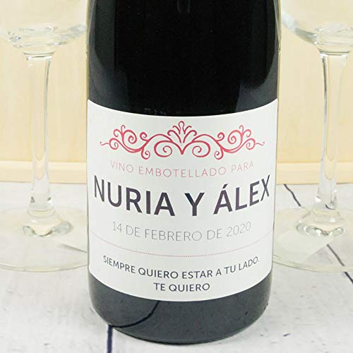 Calledelregalo Regalo Personalizado para Parejas: Kit con Botella de Vino + Copas de Vino + Caja de Madera, Todo ello Personalizable con Nombres, Fecha y dedicatoria