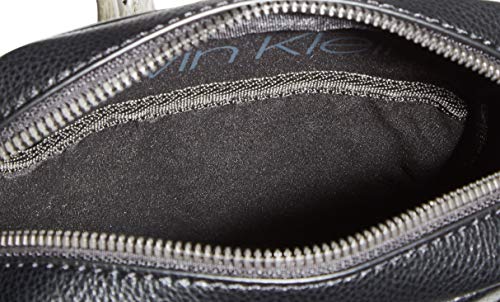 Calvin Klein - Ck Bombe' Mini Reporter, Shoppers y bolsos de hombro Hombre, Negro (Blackwhite Black), 1x1x1 cm (W x H L)