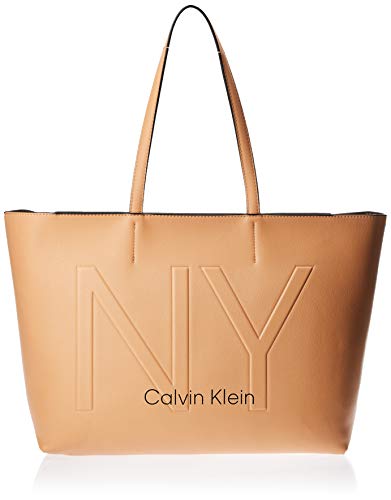 Calvin Klein - Ck Must Psp20 Med Shopper Ny, Bolsos totes Mujer, Beige (Dark Sand), 0.1x0.1x0.1 cm (W x H L)