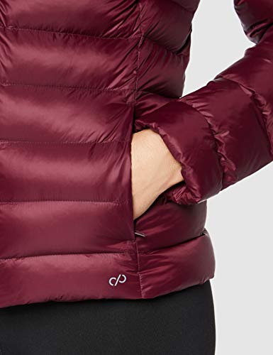 CARE OF by PUMA Chaqueta acolchada impermeable para mujer, Rojo (Red), 40, Label: M