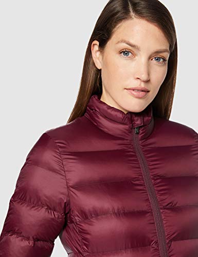 CARE OF by PUMA Chaqueta acolchada impermeable para mujer, Rojo (Red), 40, Label: M