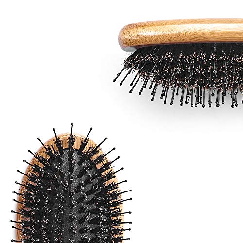 Cepillo para el pelo de bambú y cerdas de jabalí con alfileres para desenredar. Genial para desenredar el cabello. Los alfileres dirigen el pelo a las cerdas de jabalí, que vuelven el pelo sedoso.