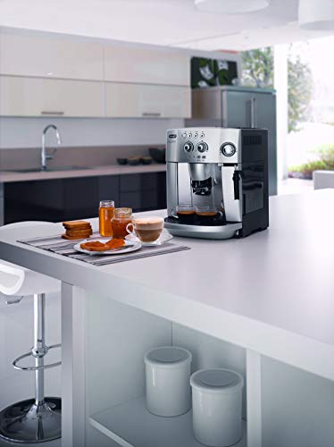 De'longhi Magnifica Esam 4200.S - Cafetera superautomática, 1450w, sistema cappuccino, capacidad 1,8l, 15 bares presión, plateado