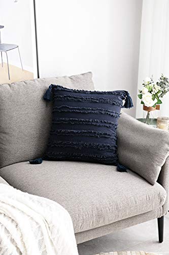 DEZENE Fundas de Almohada Azul Marino: Paquete de 2 Fundas de Almohada Decorativas Cuadradas de Lino de Algodón con Rayas Boho de 45x45 cm con Borlas para Sofá de Sofá de Granja
