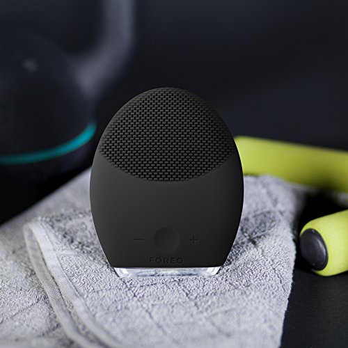 Foreo Luna 2 - Cepillo de limpieza facial para hombres, masajeador antienvejecimiento resistente al agua y dispositivo de pre afeitado, negro