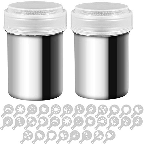 INTVN 2 PCS Tamiz Café con 32 Piezas Plantillas de Café,Coctelera de Chocolate en Polvo de Acero Inoxidable,Agitadores de Polvo con Tapa,Ideal para Decorar y Dibujar en tu Postre y Café