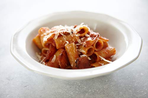 Kit receta "Pasta all'amatriciana", con Guanciale (bacon), rigatoni Pasta, Salsa de Tomate y Aceite de Oliva extra virgen, Salumi Pasini