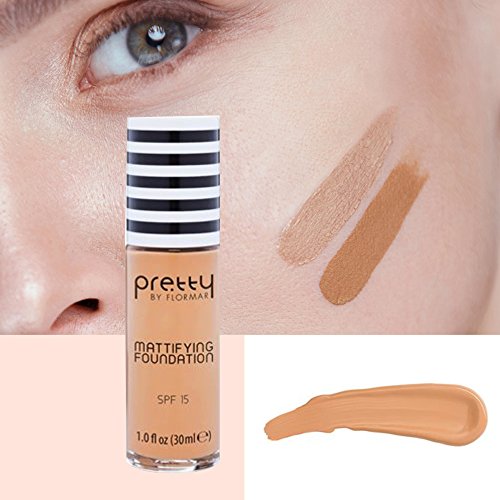 Maquillaje líquido acabado mate color beige.