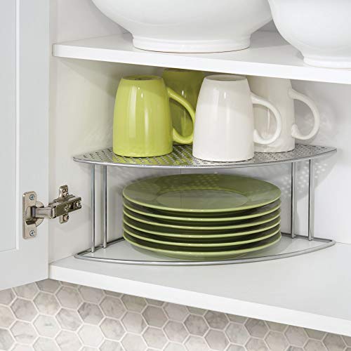 mDesign Balda de cocina – Soporte para platos redondeado para rincones de encimeras e interiores de armarios – Estante separador con dos alturas para aprovechar el espacio al máximo – plateado