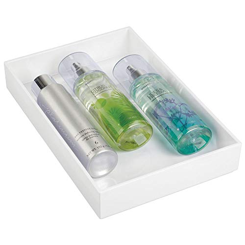 mDesign Cajas de plástico para organizar maquillaje – Organizador de cosméticos apilable para baño o tocador – Caja de maquillaje para labiales, antiojeras y más cosméticos – blanco