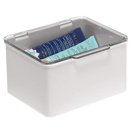 mDesign Cajón de plástico sin BPA – Caja con tapa de diseño apilable, ideal para organizar la cocina, la habitación infantil o el baño – Cajas de ordenación multiusos – gris claro y transparente