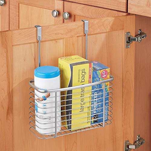 mDesign Cesta metálica para Puertas de armarios – Estante de Cocina y baño sin Taladro - Práctico Organizador de Fregadero para Estropajo, detergente, etc. - Accesorios de Cocina - Plateado