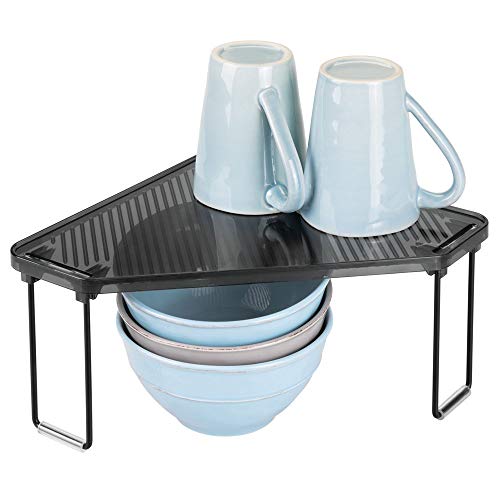 mDesign Juego de 2 estantes de cocina – Soporte para platos para encimera o interiores de armarios – Organizador de armarios de cocina, ideales para aprovechar el espacio – negro/gris humo
