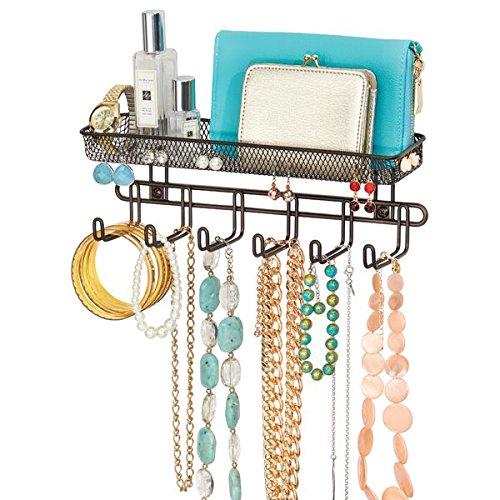 mDesign Práctico organizador de joyas para pared– Con 6 ganchos y 2 compartimentos - Mueble joyero para anillos, gafas, collares, pendientes y demás accesorios – Joyero con ganchos – Color: bronce