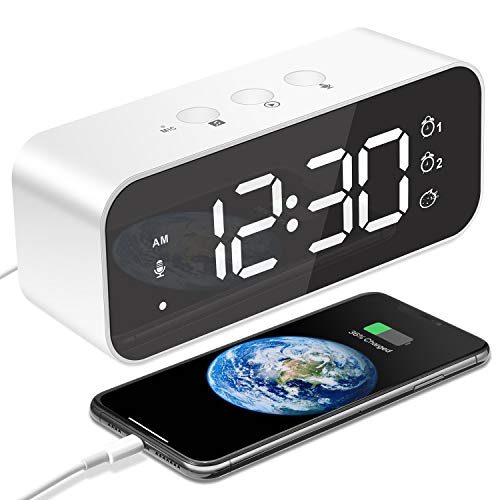 MOSUO Reloj Despertador Digital, USB Recargable Reloj Alarma Electrónico Pantalla LED Espejo con 2 Alarma y Snooze, Grabación, 3 Volúmenes y 3 Brillo Ajustable, Clock para Dormitorio Oficina, Blanco