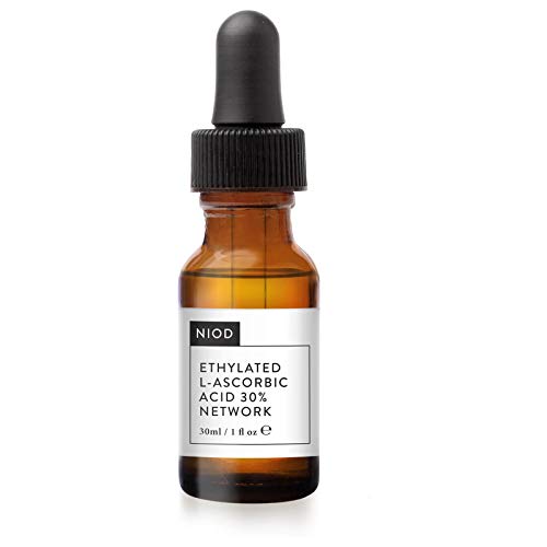 NIOD Etilado L-Ascorbic Ácido 30% Red 30 ml, Apoya su propia producción de colágeno, los beneficios serán notables desde el tercer día de uso, con continuas mejoras con el tiempo.