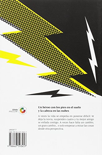 Nunca seré tu héroe (Gran Angular)