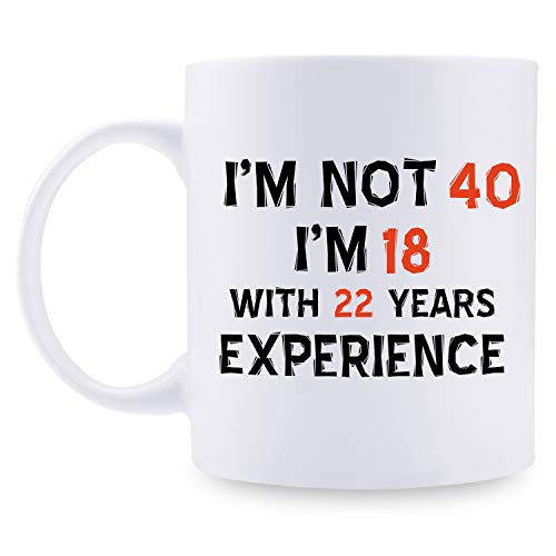 Regalos de 40 cumpleaños para mujeres – 1979 regalos de cumpleaños para mujeres, 40 años de edad, taza de café para mamá, esposa, amiga, hermana, ella, colega, compañero de trabajo – 11 oz