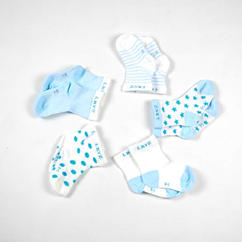 Tarta de pañales para bebé recién nacido. Un regalo original, incluyendo 30 pañales de la marca DODOT más peluche más calcetín más toallas DODOT más toalla facial, ofrecido por Flores AVRIL