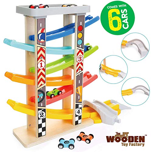 The Wooden Toy Factory - Mega Circuito de Coches de Carreras Click Clack Racing Track con *6* Coches - Incluye Aparcamiento - No Requiere Montaje (Mega Circuito de Coches de Carreras)