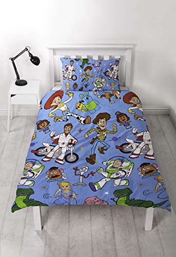 Toy Story - Juego de Funda de edredón Reversible para Cama Individual con un diseño de Woody & Buzz Lightyear de la película Toy Story 4, con Funda de Almohada a Juego