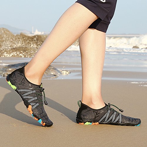 Zapatos de Agua para Buceo Snorkel Surf Piscina Playa Vela Mar Río Aqua Cycling Deportes Acuáticos Calzado de Natación Escarpines para Hombre Mujer (43 EU, Gris)