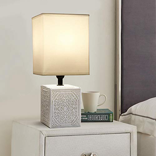 Aigostar 197063 - Lámpara de cerámica de mesa, cuerpo cuadrado con grabado, pantalla de tela cuadrada color blanco, casquillo E14. Perfecta para el salón, dormitorio o recibidor.Beige Cuadrada
