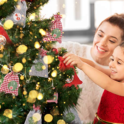 Aitsite 24 PCS Bolsa Calendario Adviento Bolsas Dulces Navidad Santa, Bag, 24 Bag de Tela + 48 Pegatinas Papel + 24 Mini Clips Madera +1 Cordones de Yute(10m)
