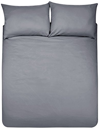 AmazonBasics - Juego de fundas de edredón y de almohada de microfibra, 230 x 220 cm + 2 fundas 50 x 80 cm - Gris oscuro