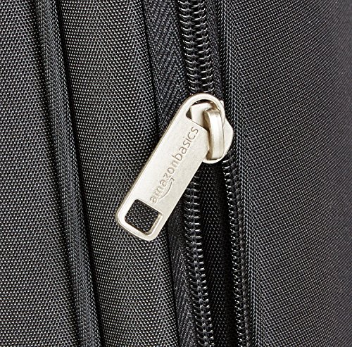 AmazonBasics - Maleta blanda con ruedas giratorias, 54 cm, para equipaje de mano, Negro