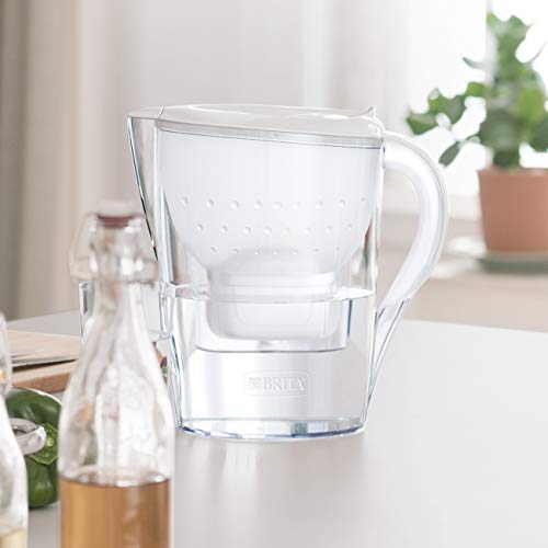 BRITA Marella blanca XL – Jarra de Agua Filtrada con 1 cartucho MAXTRA+, Filtro de agua BRITA que reduce la cal y el cloro, Agua filtrada para un sabor óptimo, 3.5L