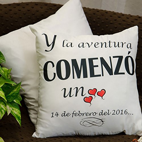 Calledelregalo Regalo para tu Pareja por San Valentín o vuestro Aniversario: cojín 'Amor' Personalizado con Fecha