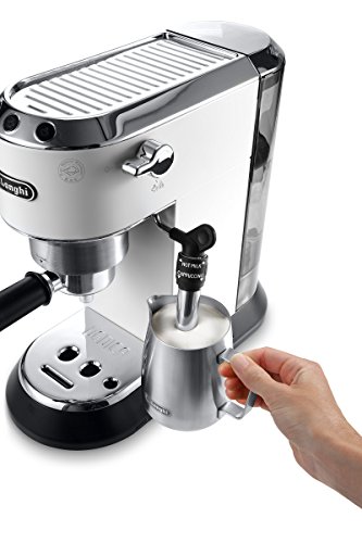 De'longhi Dedica - Cafetera de Bomba de Acero Inoxidable para Café Molido o Monodosis, Cafetera para Espresso y Cappuccino, Depósito de 1.3 Litros, Sistema Anti-goteo, EC685.M, Metal 30x33x15cm