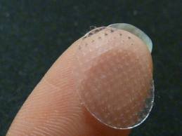 EarLite Parches invisibles resistentes al agua para sujeción de pendientes en el lóbulo de la oreja, 240 unidades (4 paquetes con 60 cada uno) en bolsa con cierre hermético