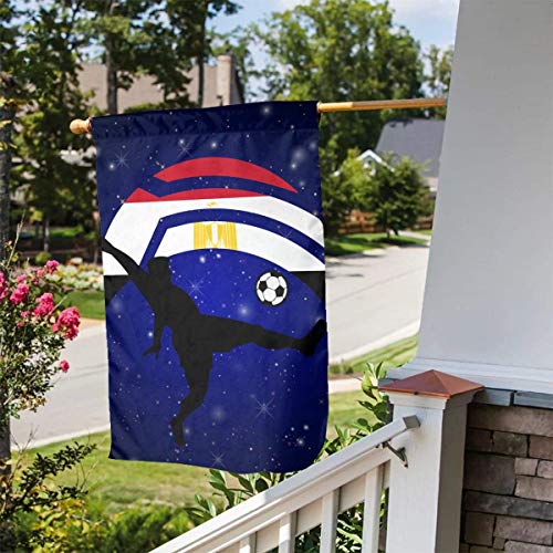 GYHJH Jugador de fútbol pateando pelota Bandera de Rusia Vertical Bandera de jardín de poliéster de una cara Bandera 12 X 18 pulgadas Mejor patio de fiesta